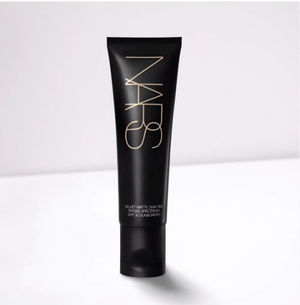 Nars - Velvet Matte Skin Tint SPF 30 PA+++